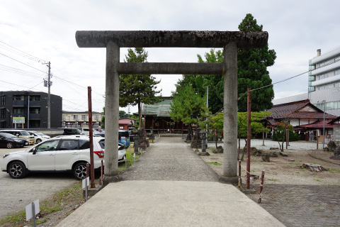 鳥居